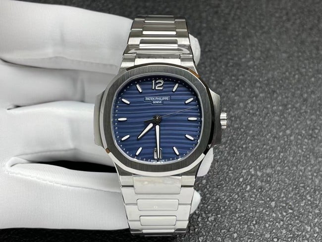 Patek Philippe 7118/1A-001 women's sophisticated sports elegance replica with blue opalescent dial and steel bracelet by 3K factory