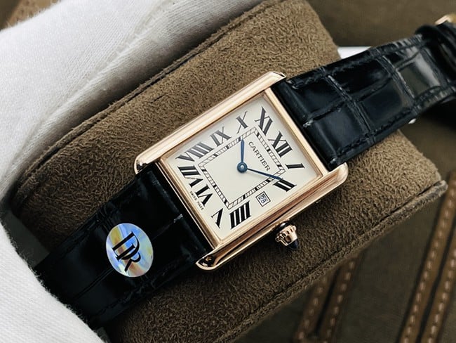 DR factory Cartier Cartier ladies Tank 1:1 top replica watches with silver-white dial, rose-gold strap, V2 upgraded version models