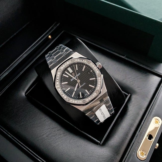 Audemars Piguet Royal Oak 15451ST Diamond-Set Bezel 37mm 1:1 Super Clone Stainless Steel and Gold Watch with VS1 Diamonds
