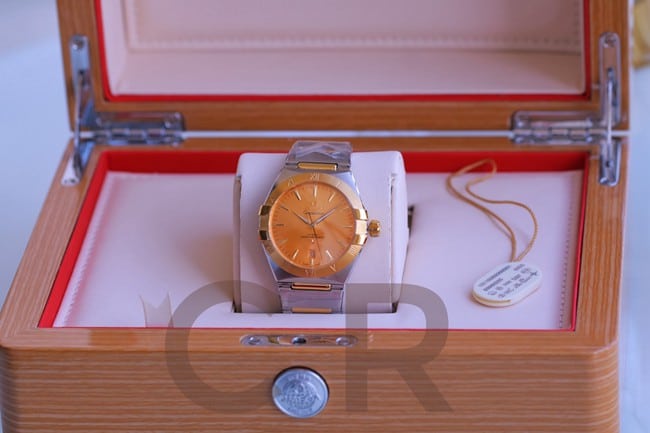 Omega Constellation Men's 1:1 Top Replica, 39mm Champagne Sunburst Dial with Claw Design, Steel Bracelet 131.20.39.20.08.001