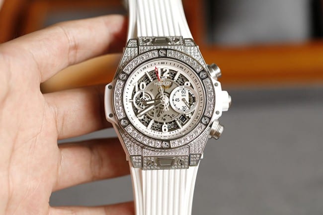 Hublot BIG BANG Men’s 1:1 Super Clone Chronograph with Gray Dial, Diamond-Set Case, White Rubber Strap and Anti-Reflective Sapphire Crystal 441.NE.2010.RW.1704