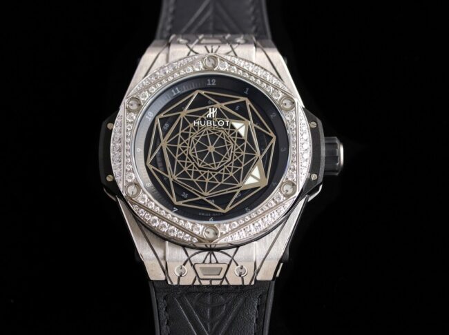 Hublot BIG BANG pour hommes, boîtier en titane amélioré, montre super clone 1:1 avec bracelet en caoutchouc diamant MXM17 465.SS.1117.VR.1204