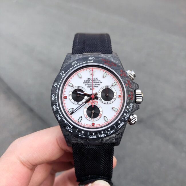 TW Factory Rolex Men's Chronograph Daytona 1:1 top replica watch carbon fiber custom black and white dial rubber strap