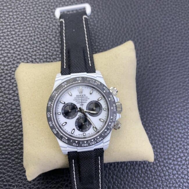 Reloj Rolex Daytona de fibra de carbono con esfera blanca y superclon 1:1 para hombre con movimiento 4130 y fondo de caja sólido