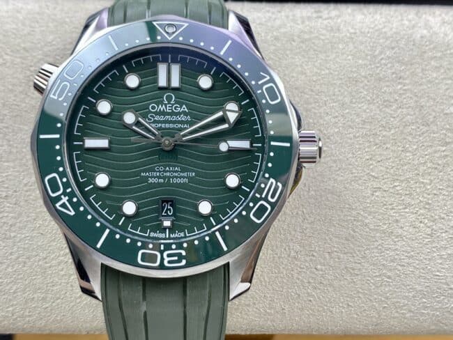 JVS Factory Omega Reloj réplica Seamaster Super A para hombre Omega con esfera verde Seamaster Wave, correa de caucho, 300 Doble T, movimiento 8800 – 210.32.42.20.10.001