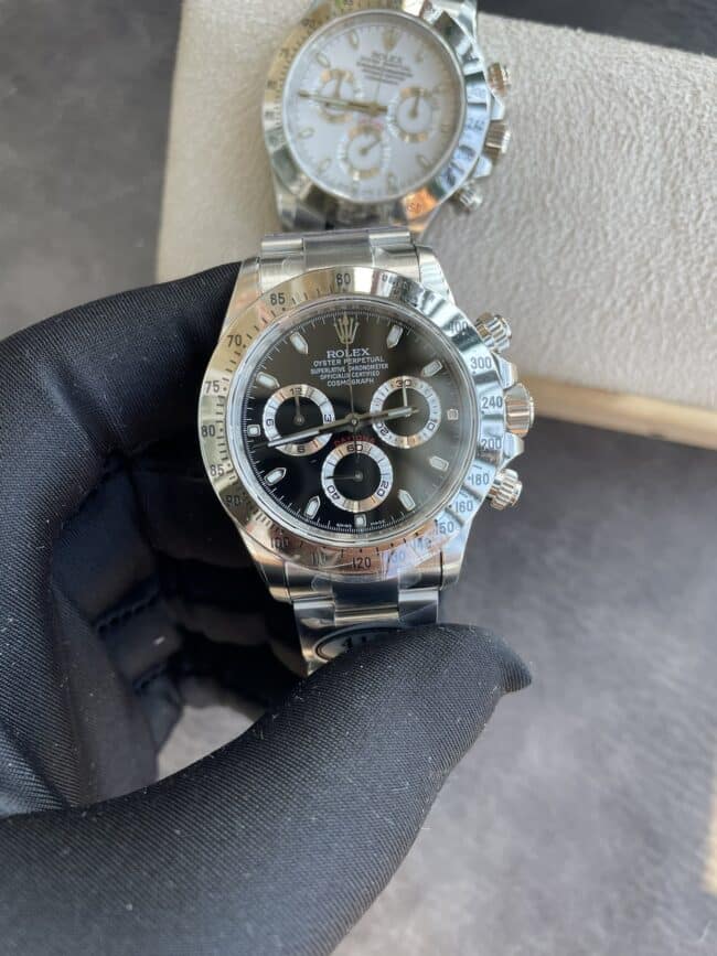 Clean Rolex Cosmograph Daytona Super A super clone watch with black dial and steel strap 116520-78590