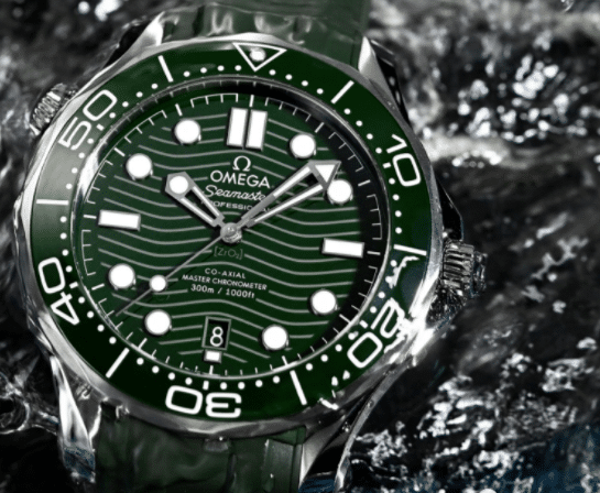 Omega Seamaster 210.32.42.20.10.001: Imágenes y precio del reloj de buceo con esfera verde de 42 mm