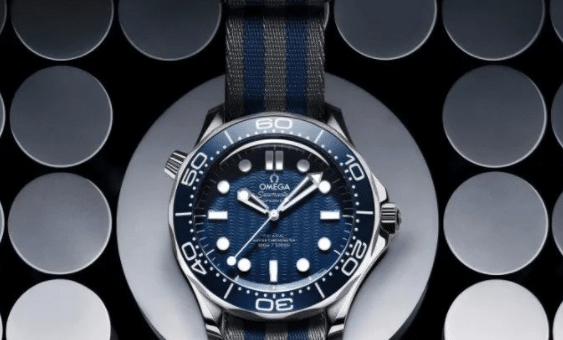 Omega Seamaster 210.30.42.20.03.002: esfera azul de 42 mm, fondo transparente, imágenes y precio