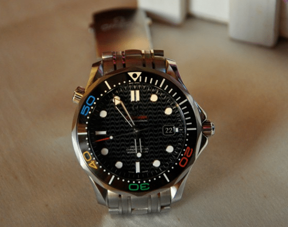 Bewertung der Omega Special Series 522.30.41.20.01.001: Schwarzes Zifferblatt, Saphirglas, 300 m Wasserdichtigkeit, Bilder und Preis