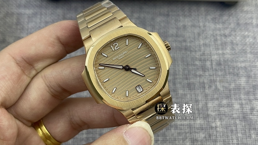 3K Factory Patek Philippe Women's Sporty Elegance 1:1 Premium Replica 7118/1R-010 Honey-Gold Dial Sapphire Crystal Steel Bracelet