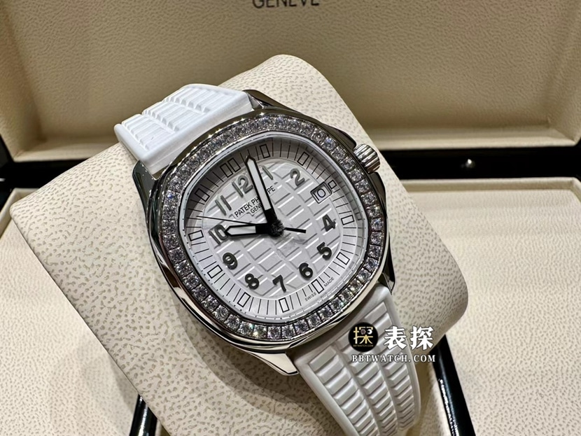 MMA Patek Philippe Aquanaut 5067A-024 Reloj de cuarzo súper clonado para mujer con esfera blanca y correa de caucho compuesto de caucho natural