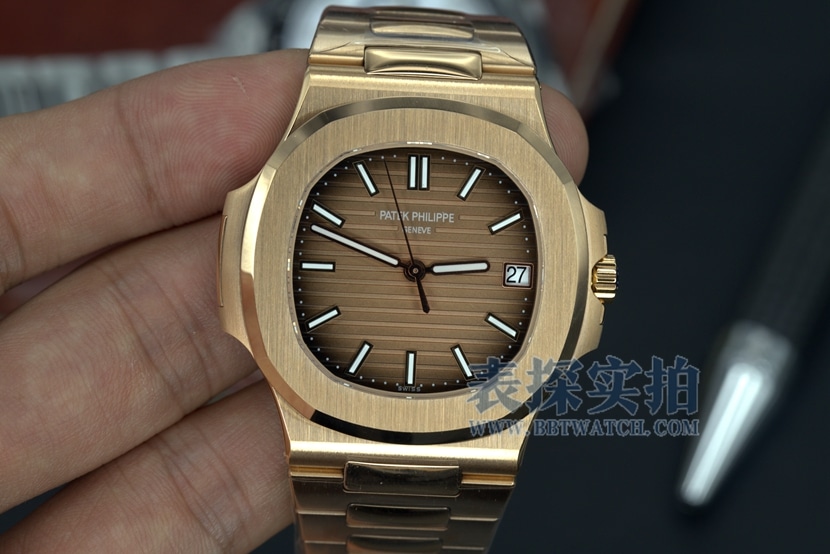 3K Factory Patek Philippe Nautilus 5711/1R-001 Men's Top Replica, Rose Gold Coffee Dial, Steel Strap, Sapphire Mirror Front and Back