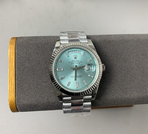 Rolex Day-Date ice blue platinum case 1:1 replica with 2836 movement