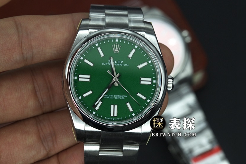 JVS Factory Rolex Men's Oyster Perpetual 41mm Top Replica Watch Green Dial Steel Strap Model m124300-0005 3230 Movement Seven Colors