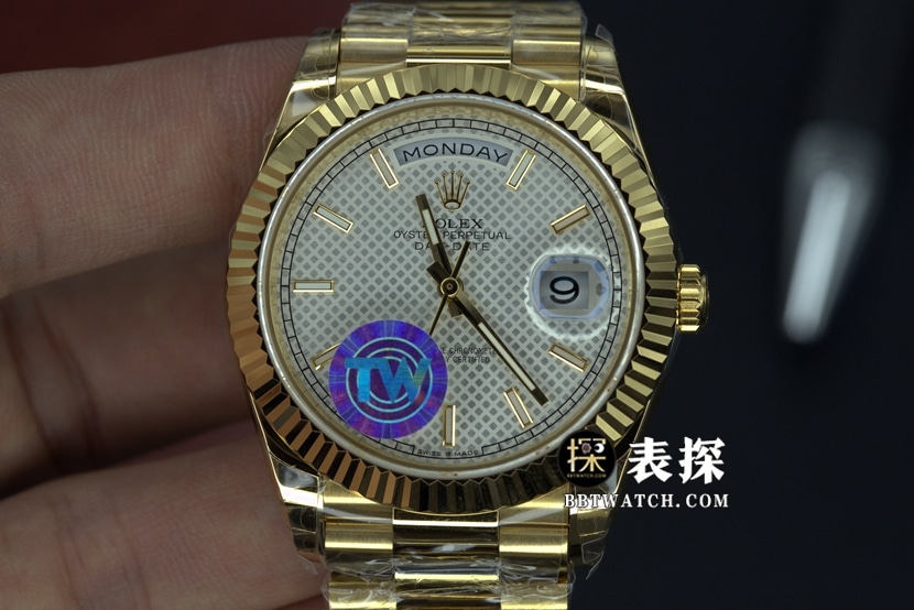 EW Factory Rolex Day-Date m228238-0008 41mm All Gold Diagonal Pattern Dial 1:1 Super Clone Men's Weekday Calendar Watch