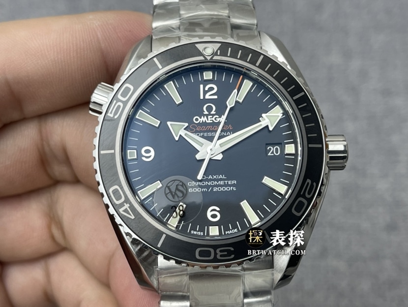 VS Omega Seamaster GMT 43.5MM Doble Zona Horaria Réplica Superior 1:1 Brazalete de Acero Modelo 232.30.42.21.01.001