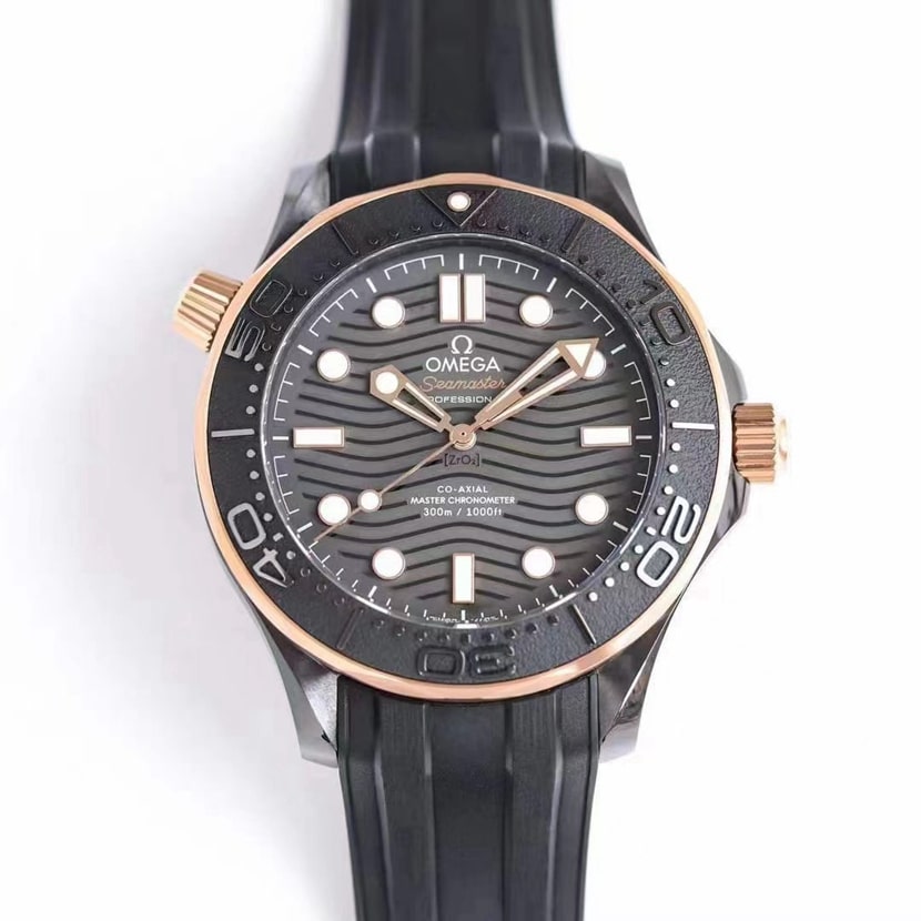OM Factory Omega Omega Seamaster Clon 1:1: esfera de cerámica negra, correa de caucho en oro rosa 210.62.44.20.01.001