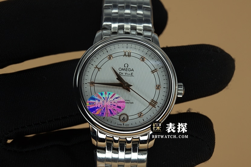 MKS factory Omega MKS Omega Women's Butterfly Classic Women's Series 1:1 Super A Super Clone Watch, Silk-Texture Silver Plate, Gold Hands, Steel Strap, 424.10.33.20.52.001