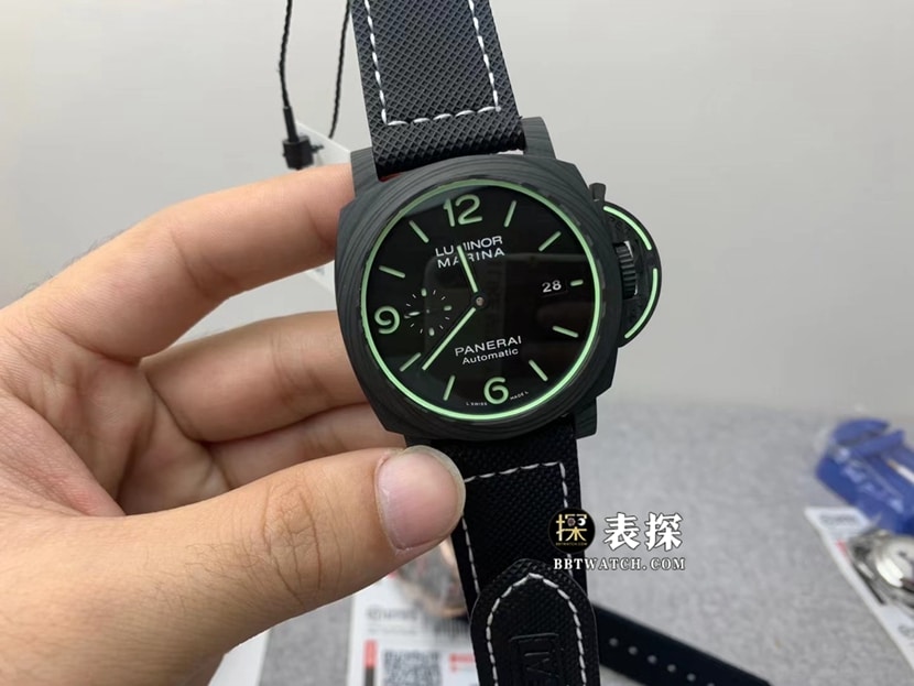 Panerai PAM01118 Luminol Super clon para hombre con esfera negra: réplica 1:1 de alta calidad con indicador de fecha y correa de velcro