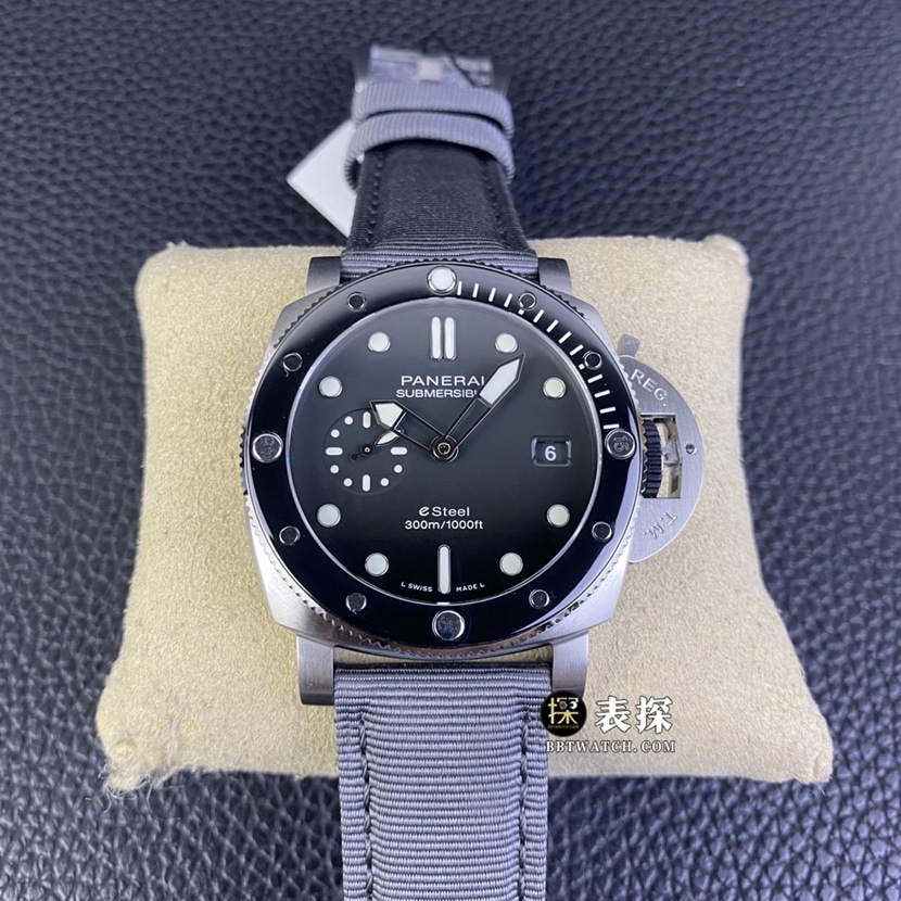 SBF Factory Panerai Panerai PAM01288 Réplique de montre sous-marine pour homme avec cadran dégradé poli gris carbone de 44 mm et ceinture modèle PAM01288