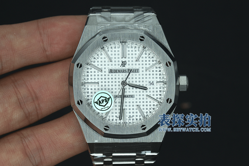 APS Factory Audemars Piguet Audemars Piguet Men's Royal Oak 1:1 Top Quality Replica Watch, Silver White Dial, Stainless Steel Strap, 41 mm CAL.3120 One-Piece Movement, Model 15400ST.OO.1220ST.02
