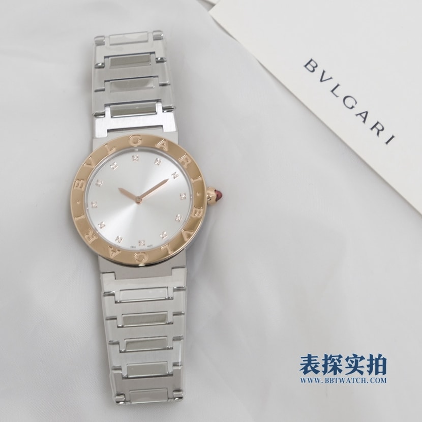 Réplique de montre Bvlgari pour femme 103577 : cadran argenté Sunburst, lunette diamantée en or rose 18 carats, boîtier en acier inoxydable
