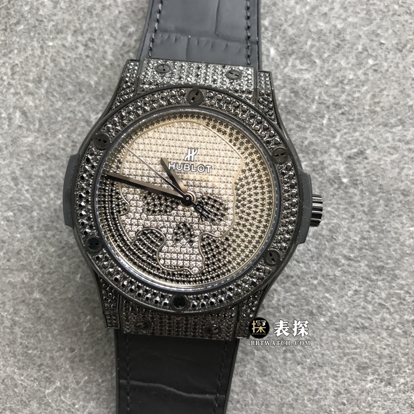 Hublot Classic Fusion Skull Dial 1:1 Replica Watch, Titanium Belt Model 542.ND.9100.LR.1700.SKULL