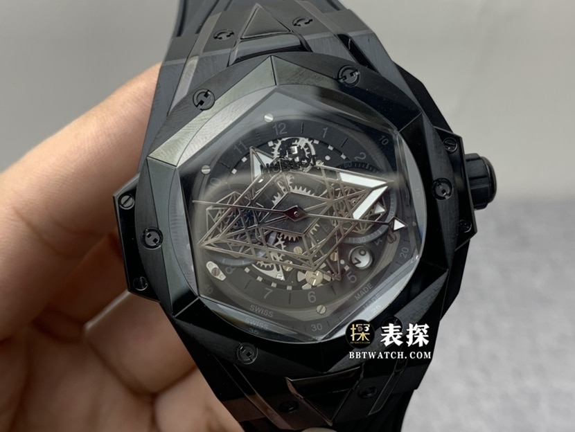 Hublot BIG BANG super A fine imitation ceramic skeleton disk rubber model 418.CX.1107.RX.MXM22