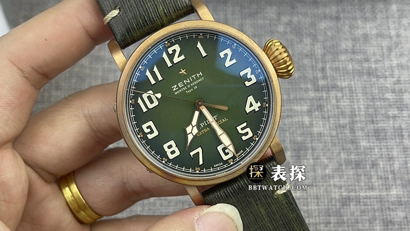 XF Factory Zenith Pilot Bronze Case Khaki Green Grained Dial CollectWatch 29.2430.679/63.I001