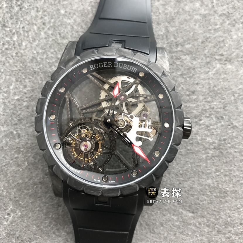 BBR King Roger Dubuis Original Factory Replik-Uhren aus Kohlefaser, fliegendes Tourbillon, Skelett, Gummi, Modell DBEX0577 DBEX0577