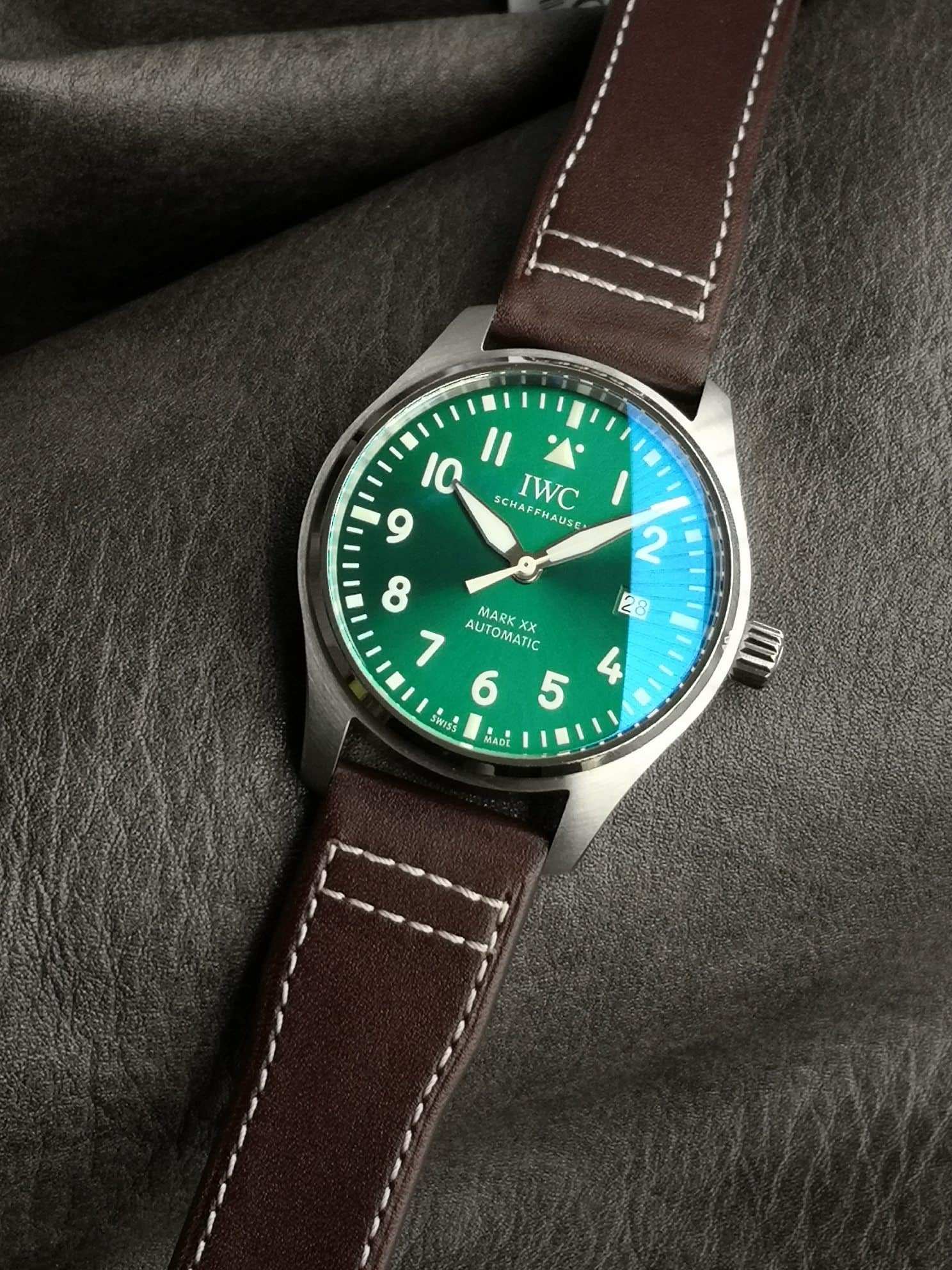 V7 Pilot IW328205 Premium Collectwith Comfortable Case Finish and Green Dial Option