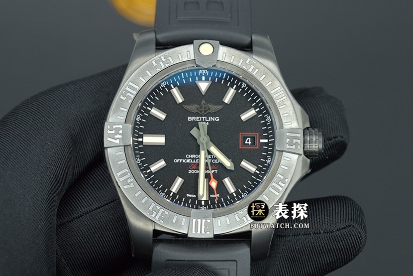 Breitling Avengers V17311101B1W1 ZF Super Clone 1:1 Replica Watch with Luminous Black Dial, Seagull 2824 Mechanical Movement and Rubber Strap
