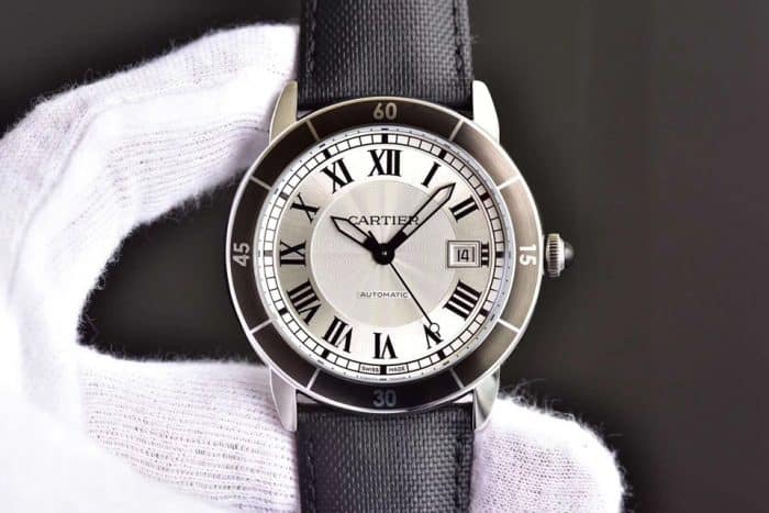 Cartier Ronde de Cartier Series WSRN0002 Top Replica vs Original Review: Geformtes Zifferblatt und römische Ziffern