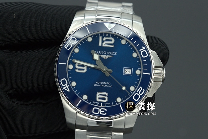 Longines Concas Sport Series L3.782.4.96.6 XF Factory Top 1:1 Imitation with Luxurious Blue Sun-Decorated Dial and Steel Bracelet