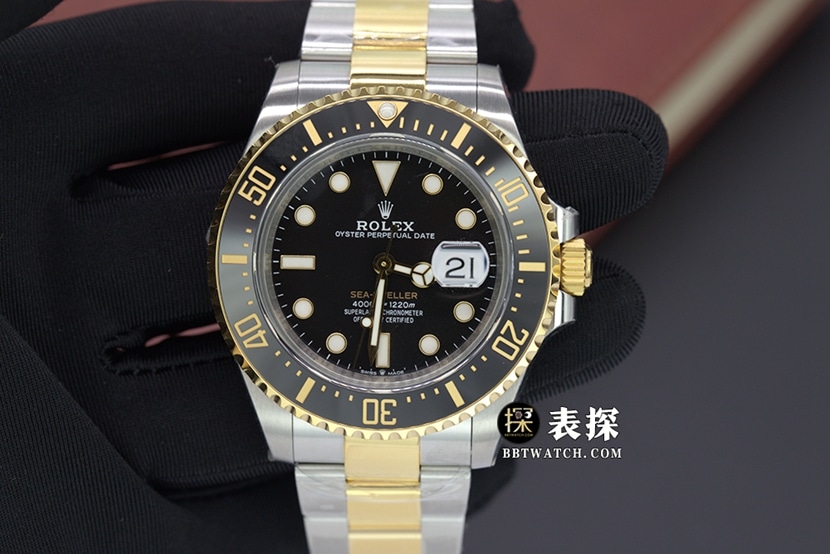VS Factory Rolex Sea-Dweller m126603-0001 replica with Cerachrom ceramic bezel, black glossy dial and steel-gold interlocking bracelet