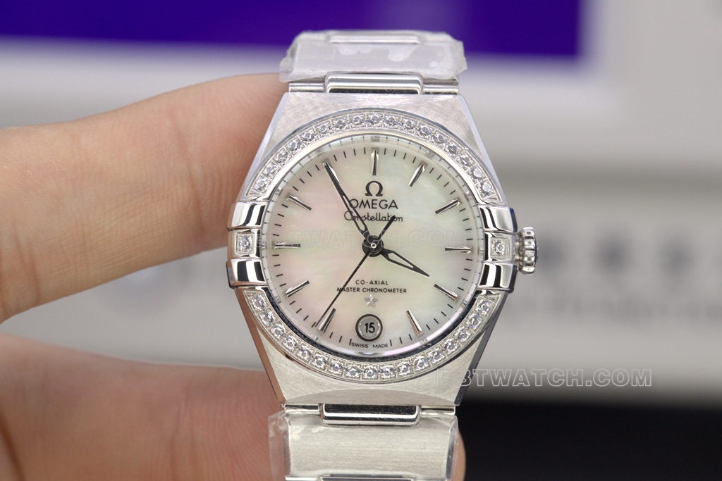 TW Omega Constellation 29mm 1:1 Super A Replica with White Mother-of-Pearl Dial, Diamond Bezel & NH05 Movement 131.15.29